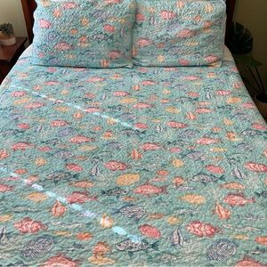 The Big One Queen Size Bed Quilt 2 Shams Coastal Seashell Bedding Set Blue Pink